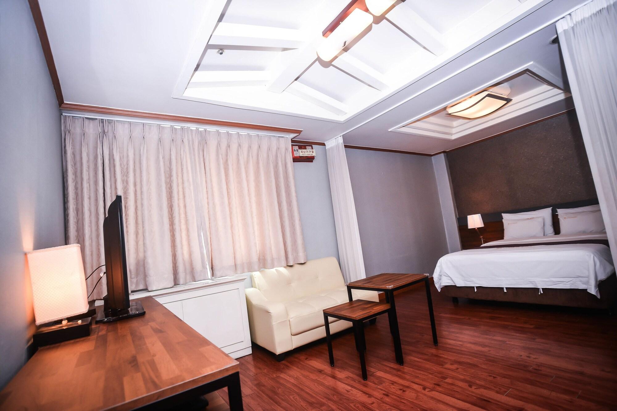 Noblesse Tourist Hotel Seul Esterno foto